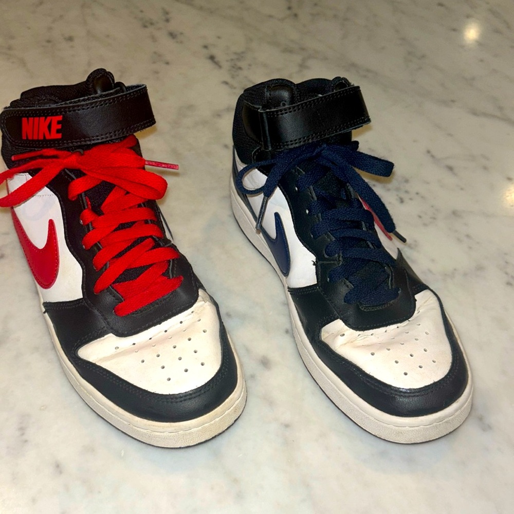 Nike Boys Court Borough Mid 2 DO5889-161 White Basketball Shoes Sneakers Size 7Y
